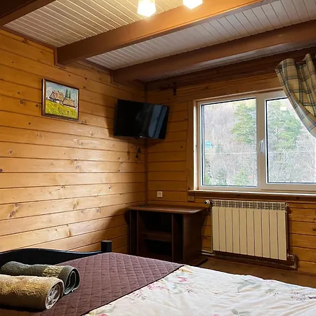Chalet Karpatske Vidlunnya *