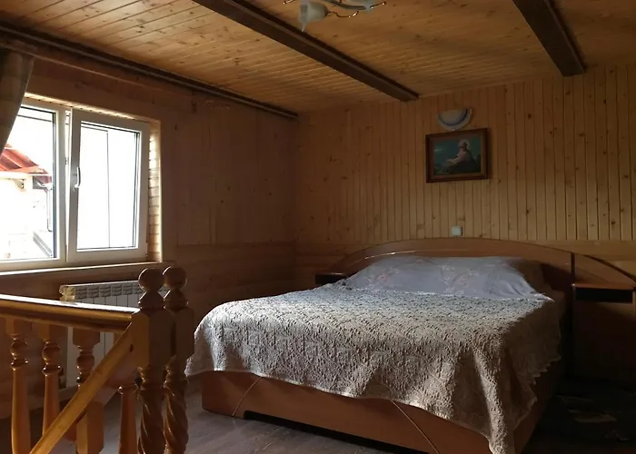 Karpatske Vidlunnya Chalet *